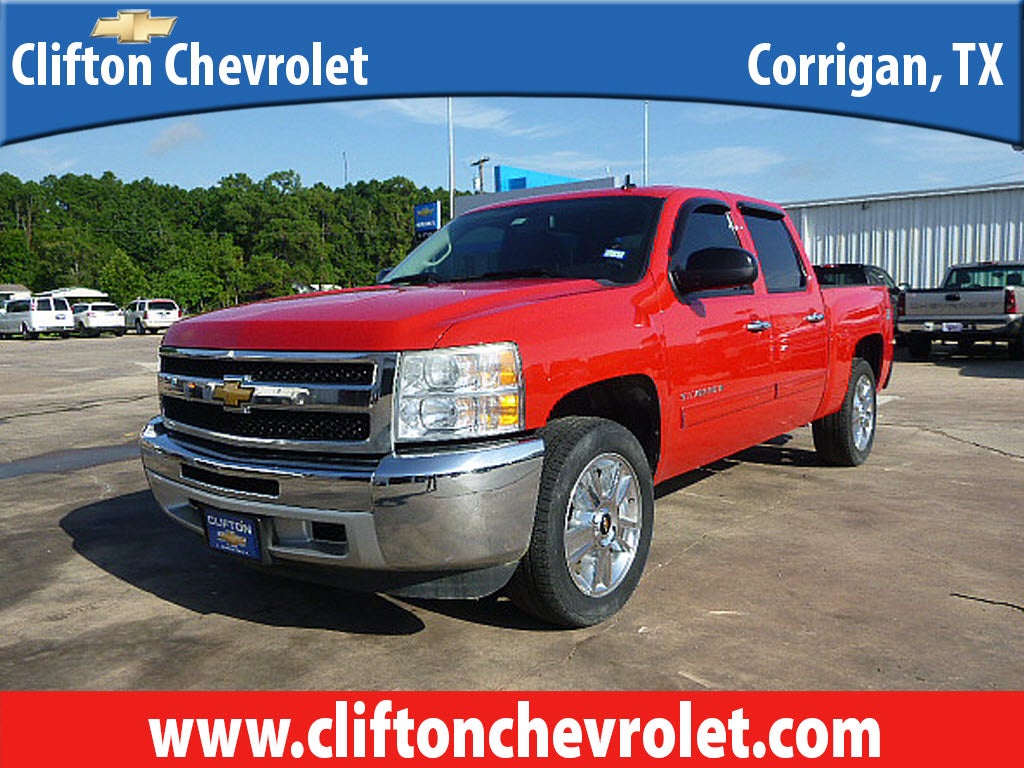 2013 Chevrolet Silverado 1500 LT in Victory Red — front three-quarter view
