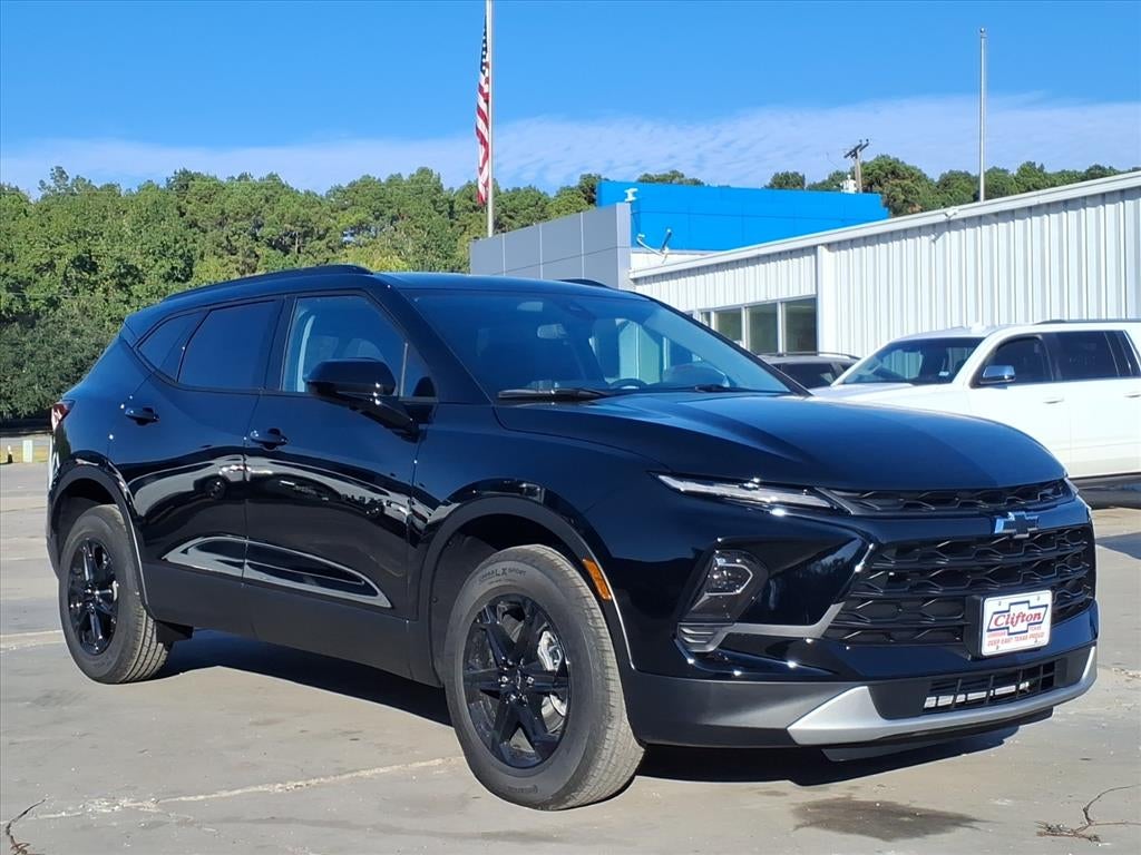 2025 Chevrolet Blazer 2LT in Black — front three-quarter view